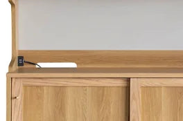 コンセント付きですっきり